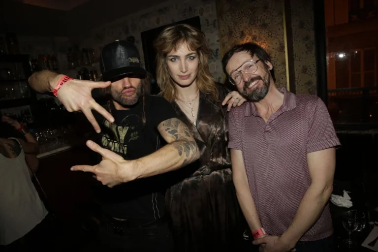 Frah Shaka Ponk et sa femme : une histoire de musique, d’amour et d’énergie débordante Frah Shaka Ponk et sa femme