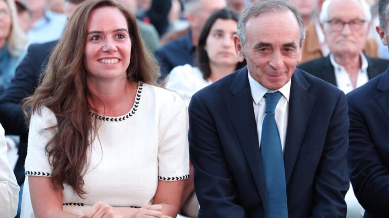 Sarah Knafo : un accouchement qui attire tous les regards Sarah Knafo