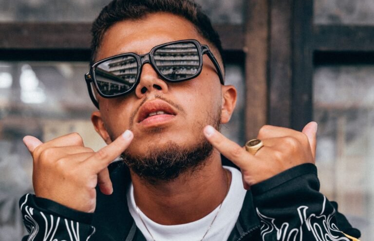 Hamza Taille, carrière et influence d’un artiste hors du commun Hamza Taille