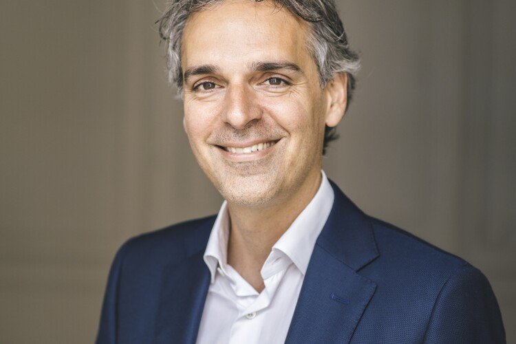 Dominique Dutreix — Un bâtisseur entre immobilier, art et engagement Dominique Dutreix