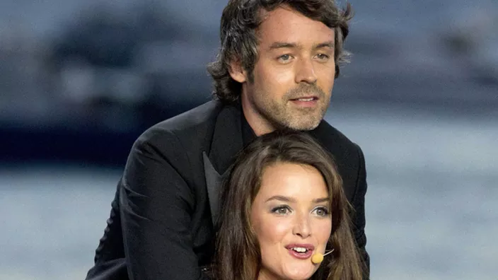 Yann Barthès et sa vie amoureuse : Qui est la compagne de l’animateur français ?